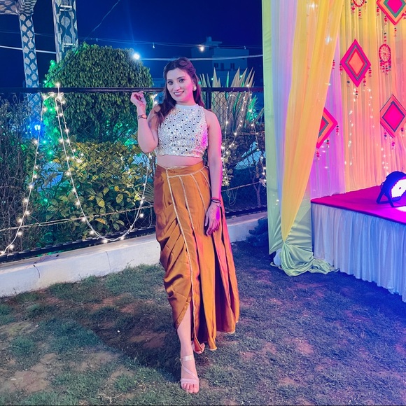 Party wear Crop top with dhoti style bottom - Picture 2 of 4